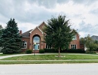 Building Photo - 10892 Diamond Dr