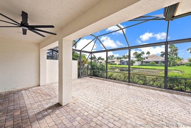 Building Photo - 10918 Grande Blvd