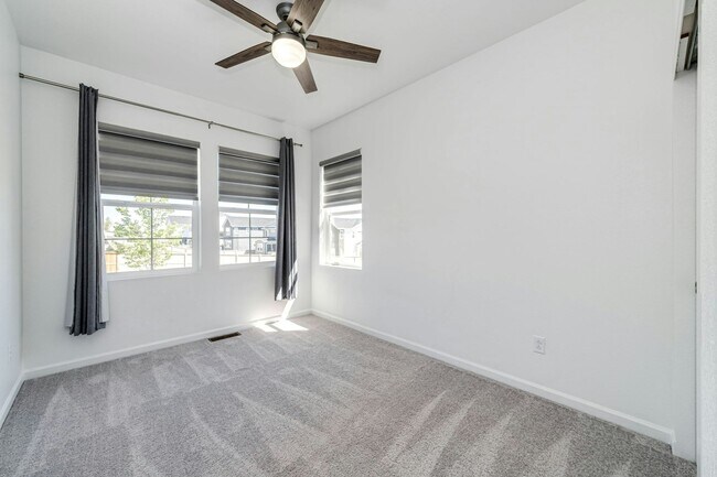 Building Photo - 17606 Dandy Brush Dr