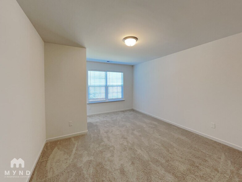 Building Photo - 1525 Allenbrook Dr