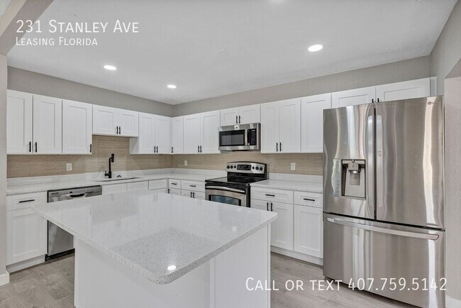 Building Photo - 231 Stanley Ave