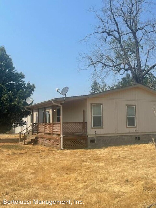 Building Photo - 3 br, 2 bath House - 40505 Hess Rd.