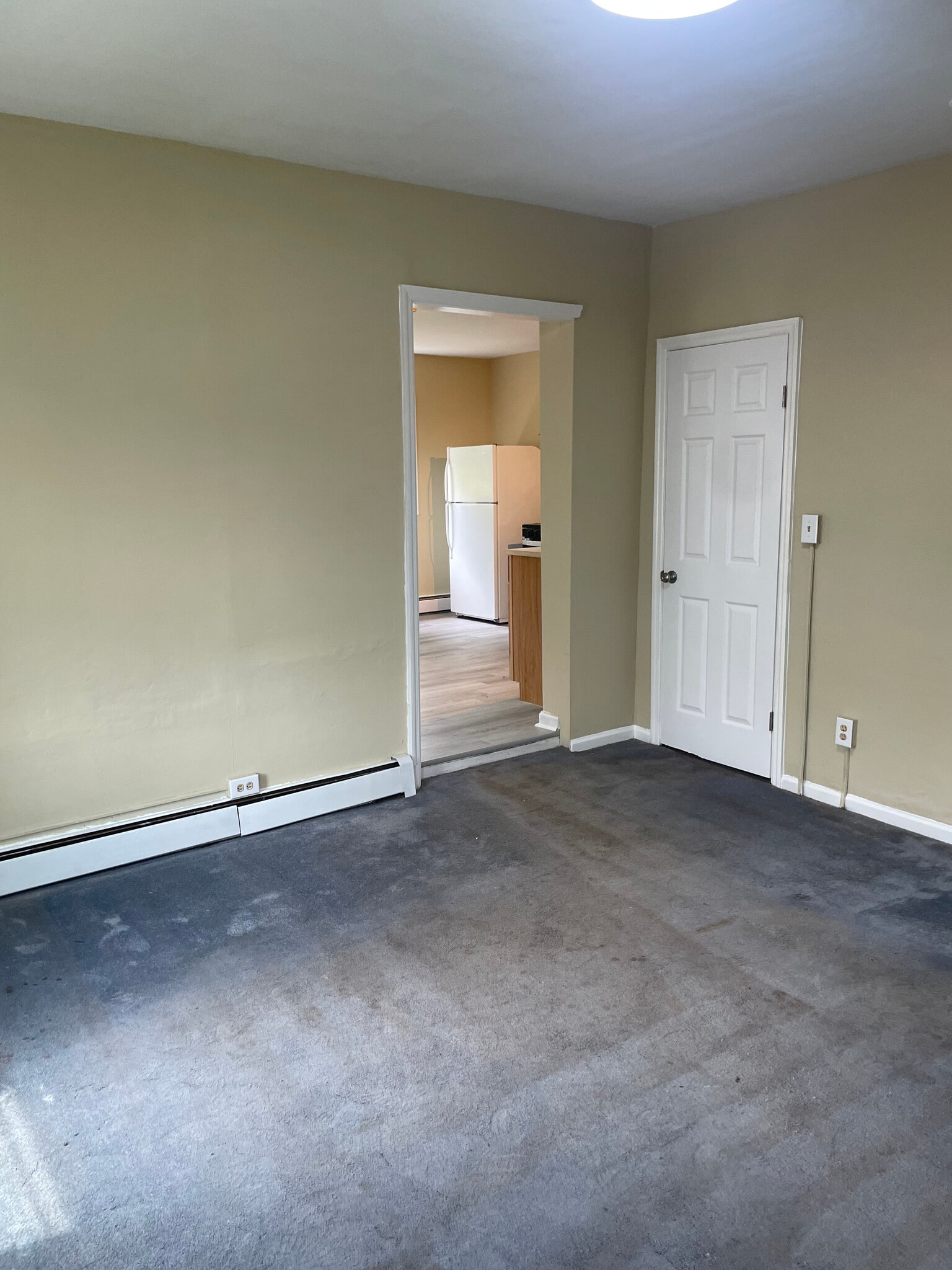 Building Photo - 207 Gorham Ave