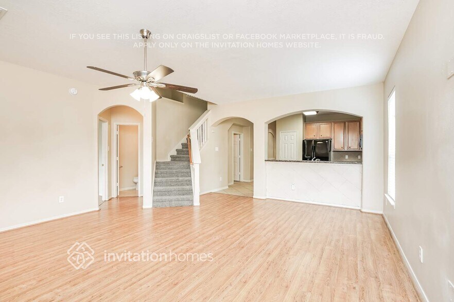 Building Photo - 16614 Greenbriar Point Ln