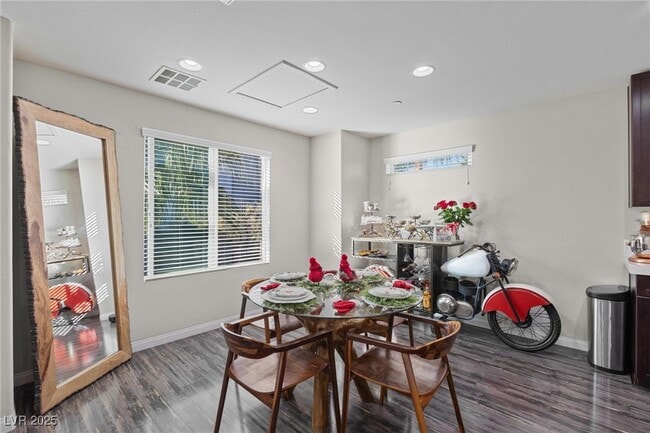 Building Photo - 9050 W Tropicana Ave