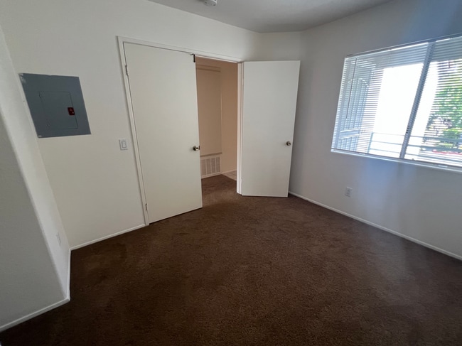 Building Photo - 9995 Scripps Westview Wy