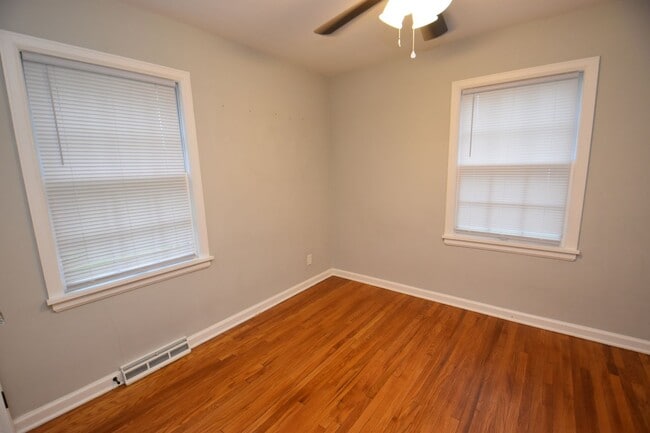 Building Photo - Upgraded South Bend IN home for rent. 2 bedroom 1 bath