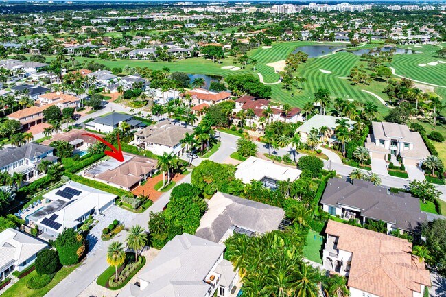 Building Photo - 2121 Areca Palm Rd