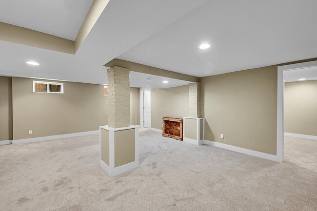 Building Photo - $3,700- Charming and Updated 4 bed, 3 bath Home in West Highland Denver!