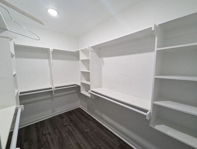 Building Photo - 3 Bed / 2 Bath Home in Riverwood Estates