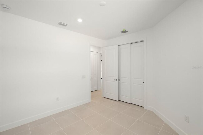 Building Photo - 14860 Misty Pond Lp