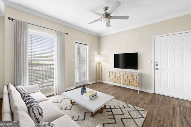 Building Photo - 2500 Shallowford Rd