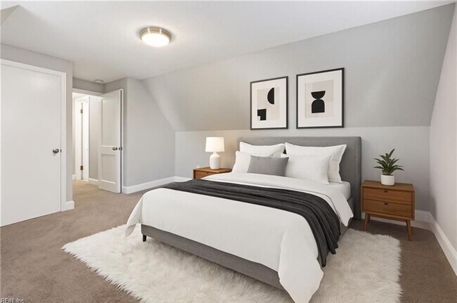 Building Photo - 7622 Newport Ave