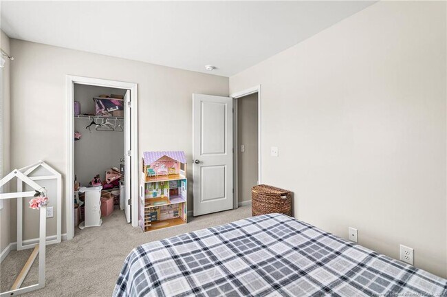 Building Photo - 42 Terrier Ct