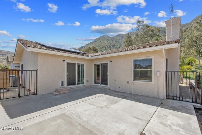 Building Photo - 6317 Gitana Ave