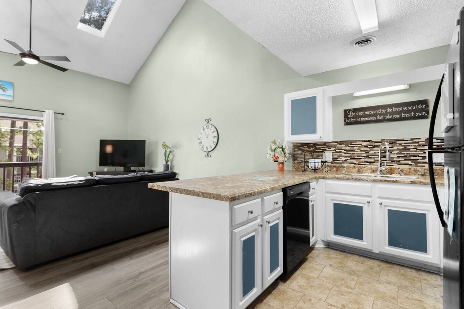 Building Photo - 1890E Auburn Ln