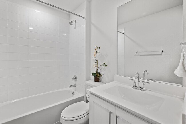 Building Photo - 336 Callado Cir