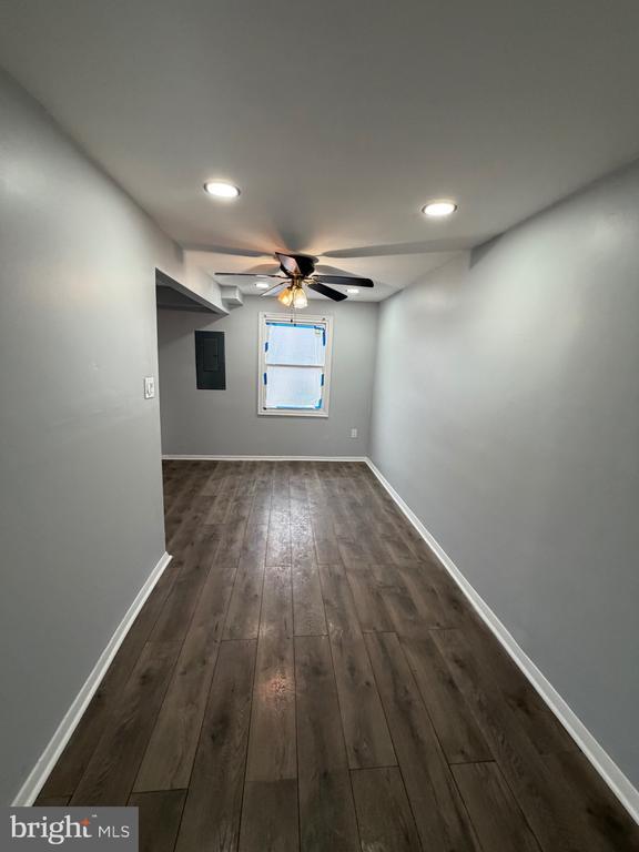 Building Photo - 2004 Kelmore Rd