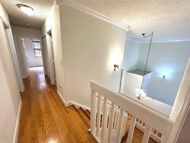 Building Photo - 12624 NW 11th Ct