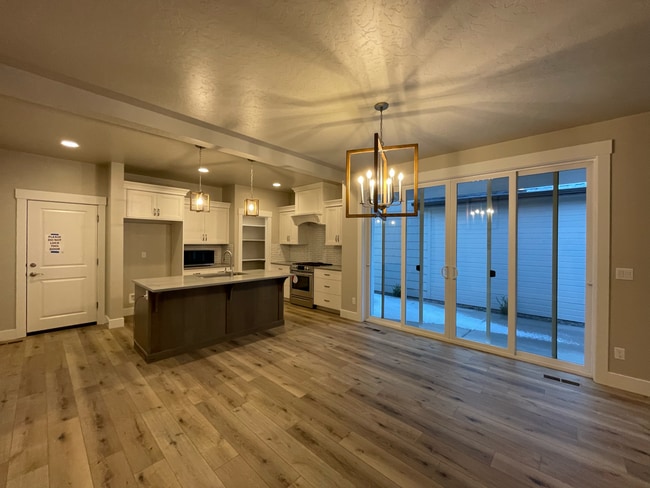 Building Photo - 2171 E Hidcote St