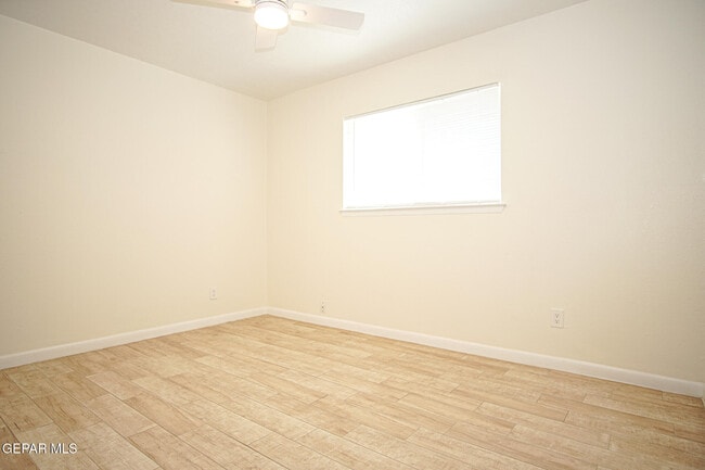 Building Photo - 3425 Risner Pl