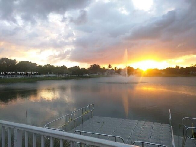 Building Photo - 13814 SW 149th Cir Ln