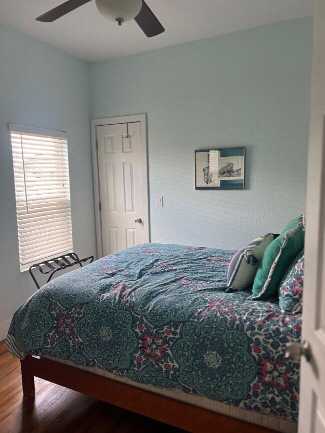 Building Photo - 2BR / 2BA Home + Offices | Historic West Colfax Neighborhood