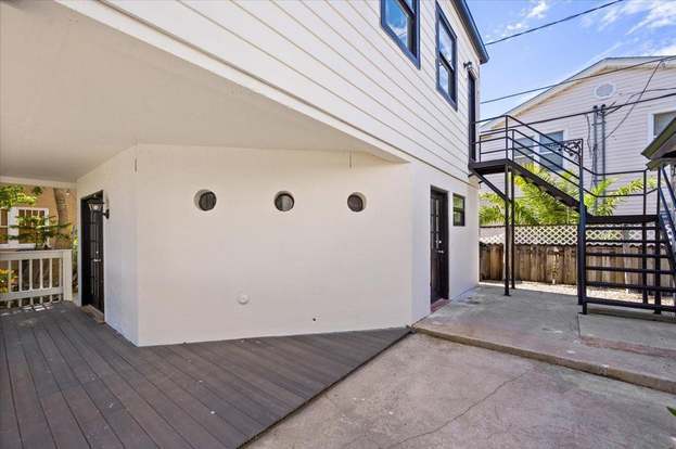 Building Photo - 301 Central Dr