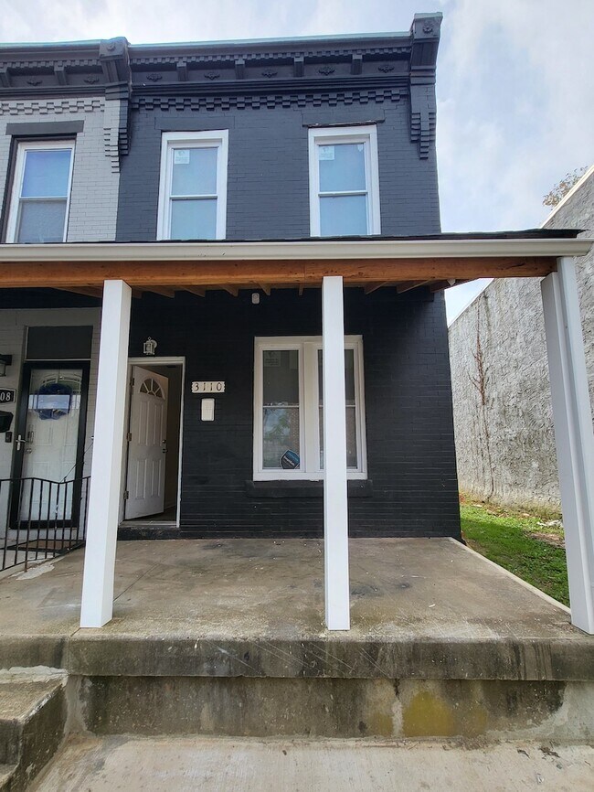 Primary Photo - 3110 Page St