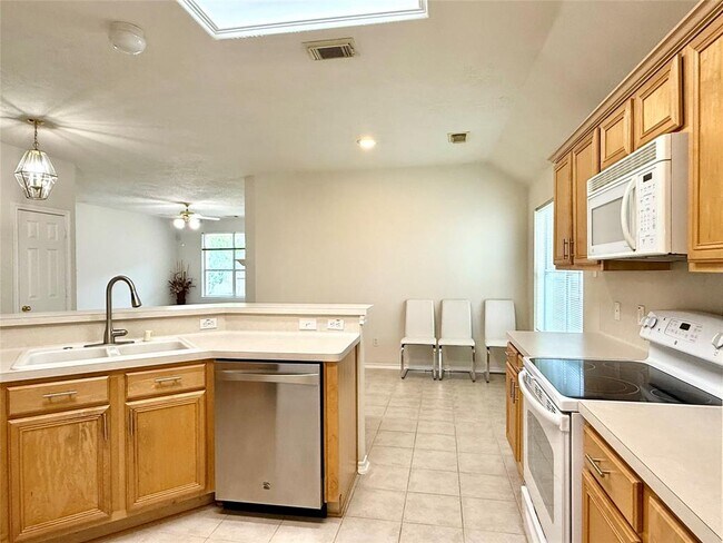 Building Photo - 5610 Gaffney Ln