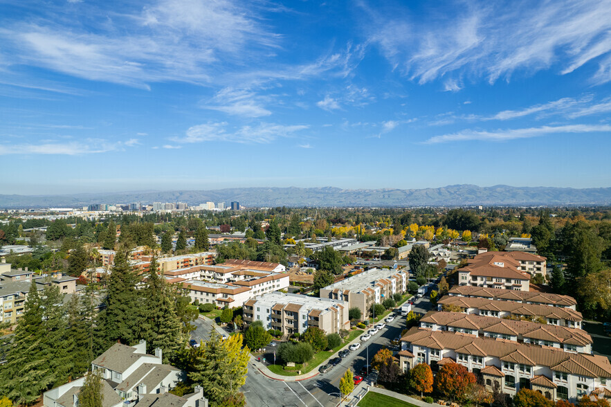 Context - Willow Park Apartments