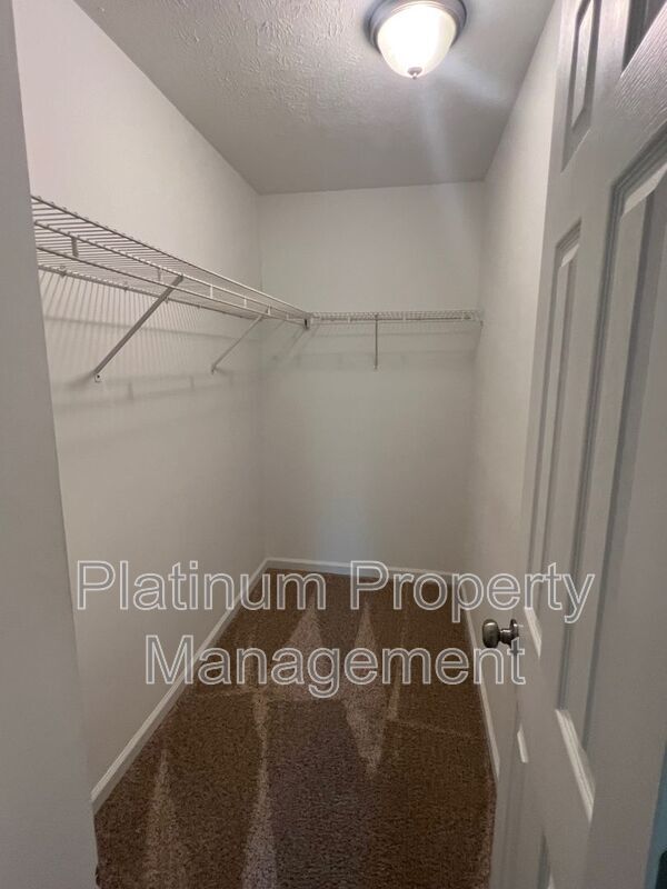 Building Photo - 119 Spring Ridge Dr