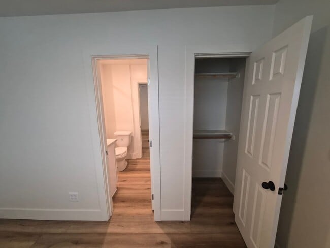 Building Photo - Beautifully Renovated 3 bedroom 2 Bath House