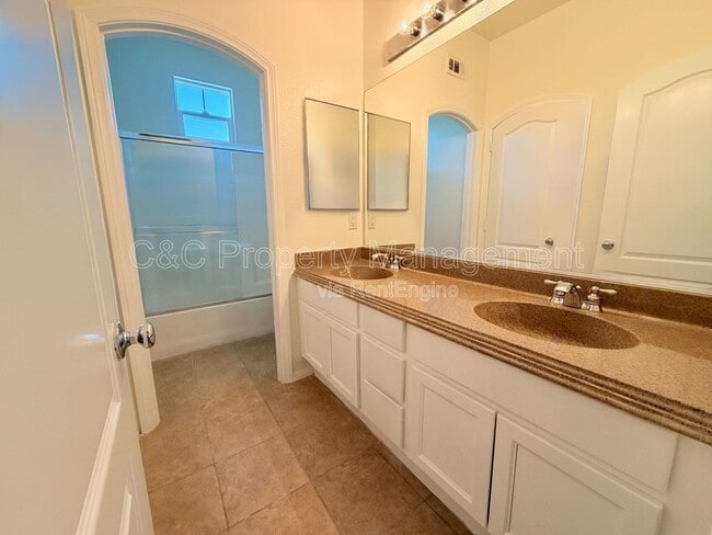 Building Photo - 24724 Ambervalley Ave