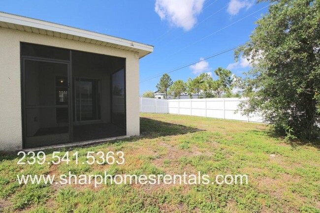 Building Photo - 709 SW 25th Ln