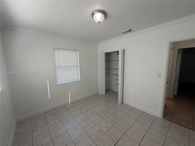 Building Photo - 2215 Adams St