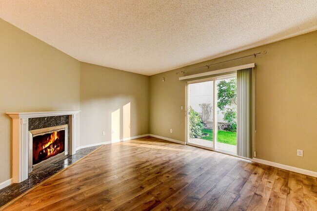 Building Photo - ”Water/Sewer/Trash and parking included in rent!