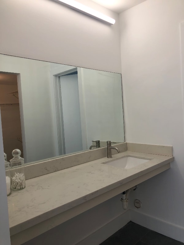 Building Photo - 6850 Royal Palm Blvd