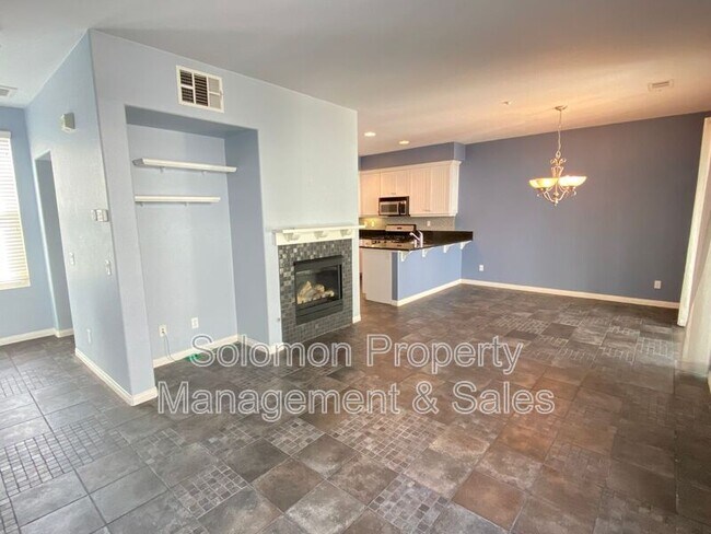 Building Photo - 765 Harbor Cliff Way