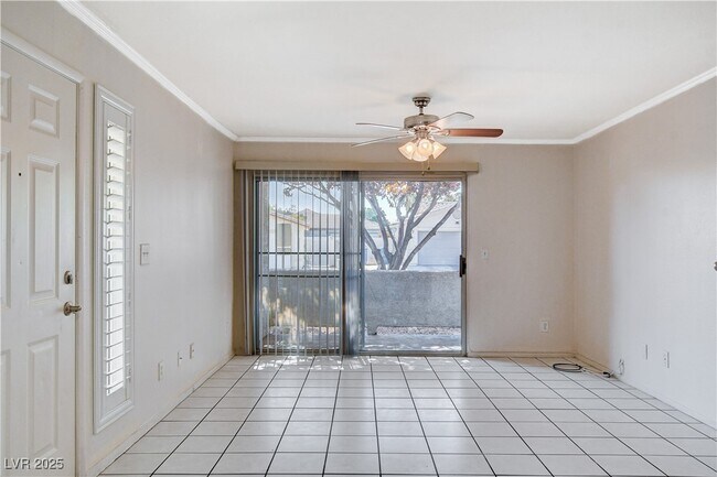 Building Photo - 5216 Mandalay Springs Dr
