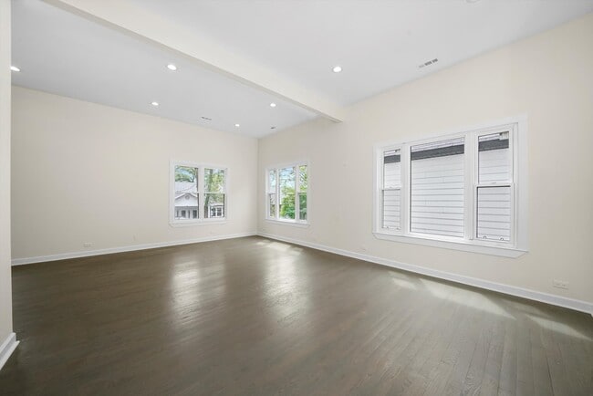 Building Photo - 9771 W 143rd St