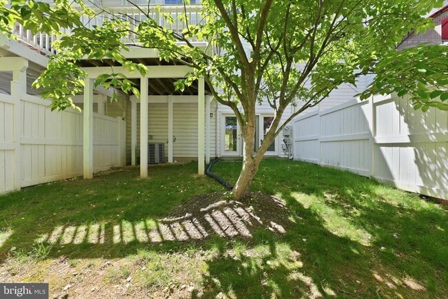 Building Photo - 2709 Baronhurst Dr