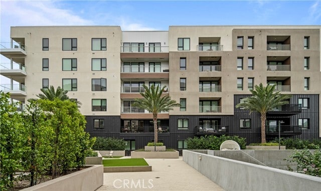 Building Photo - 2602 Rivington