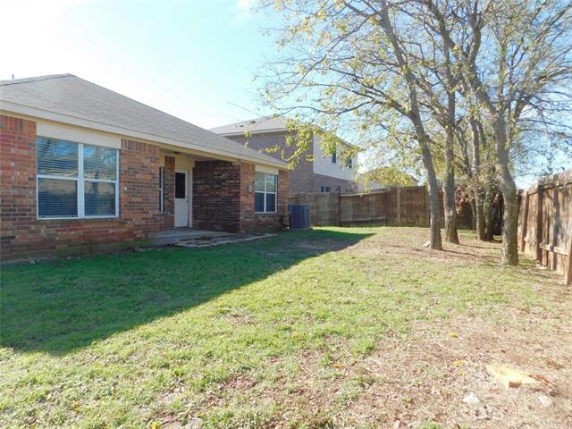 Building Photo - 125 Eider Dr