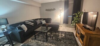 Building Photo - 1904 S Carr St