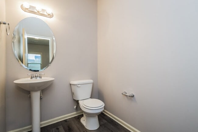 Building Photo - 3219 Puritan Way