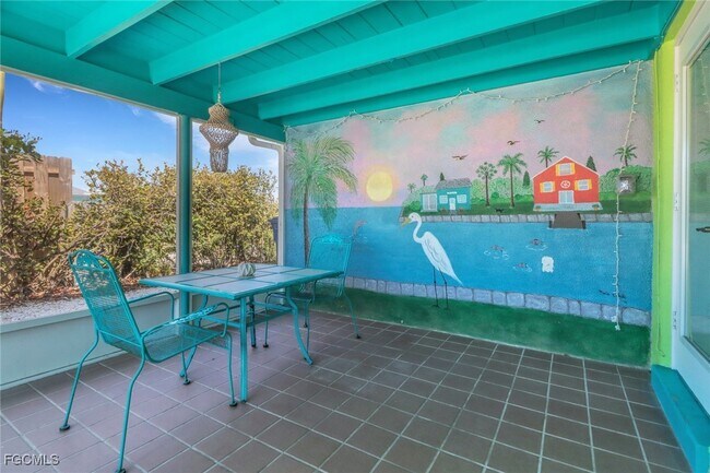 Building Photo - 2567 Cay Cove