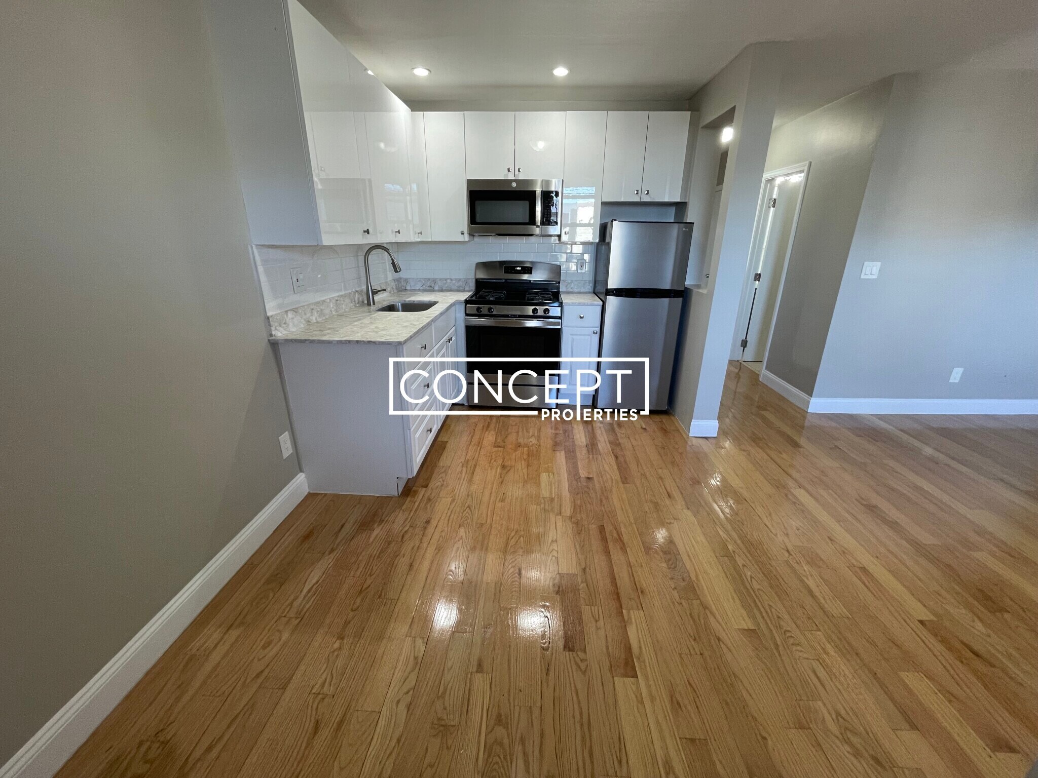 Building Photo - 67 Shawmut St