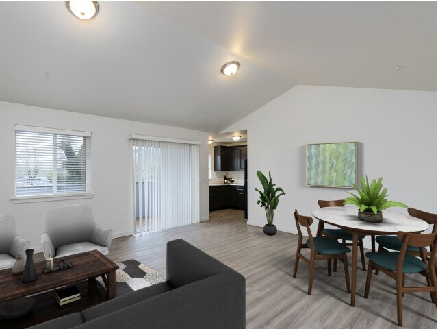 Building Photo - Salt Creek Apartments