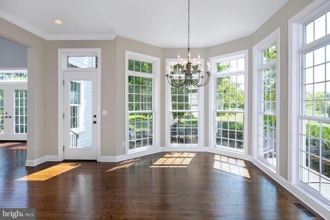 Building Photo - 3 Maidstone Ct